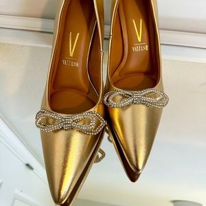 Vizzano Shoes Gold beautiful brand new